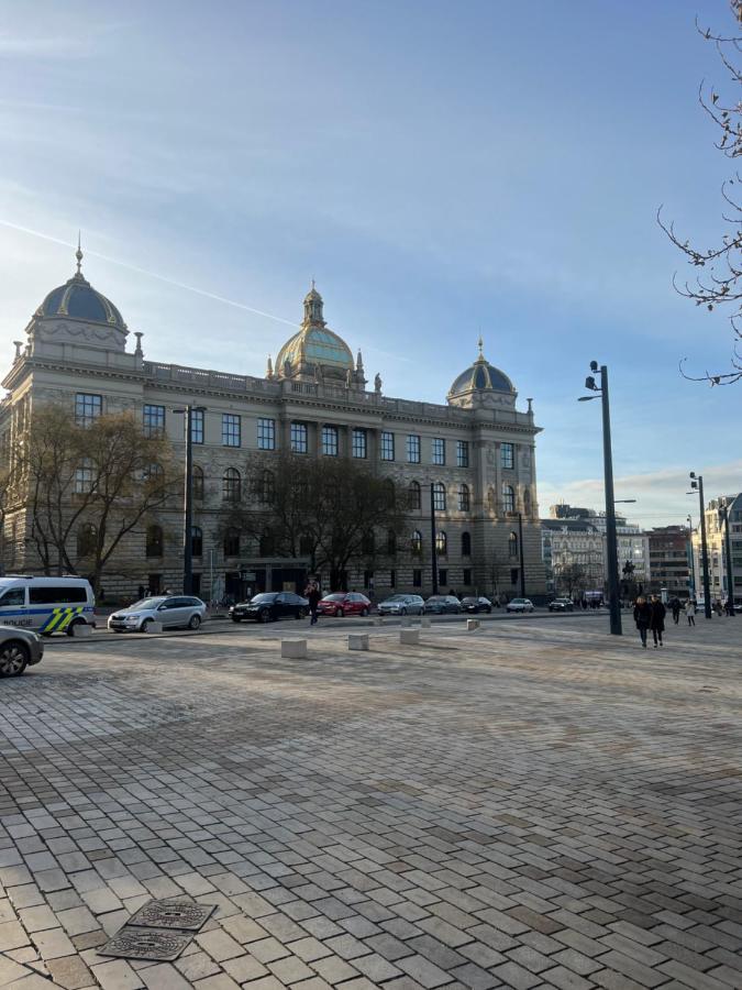 Angeloroma Deluxe Apartment Prag Dış mekan fotoğraf